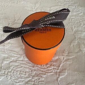 Hermès Orange Round Twilly Box with Branded Ribbon